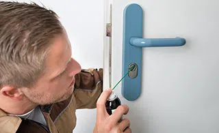 Lock Locksmith Tech Coral Springs, FL 954-283-5716 - re-key-locks